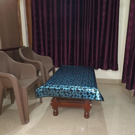 Anant Paying Guest House Ayodhya 外观 照片