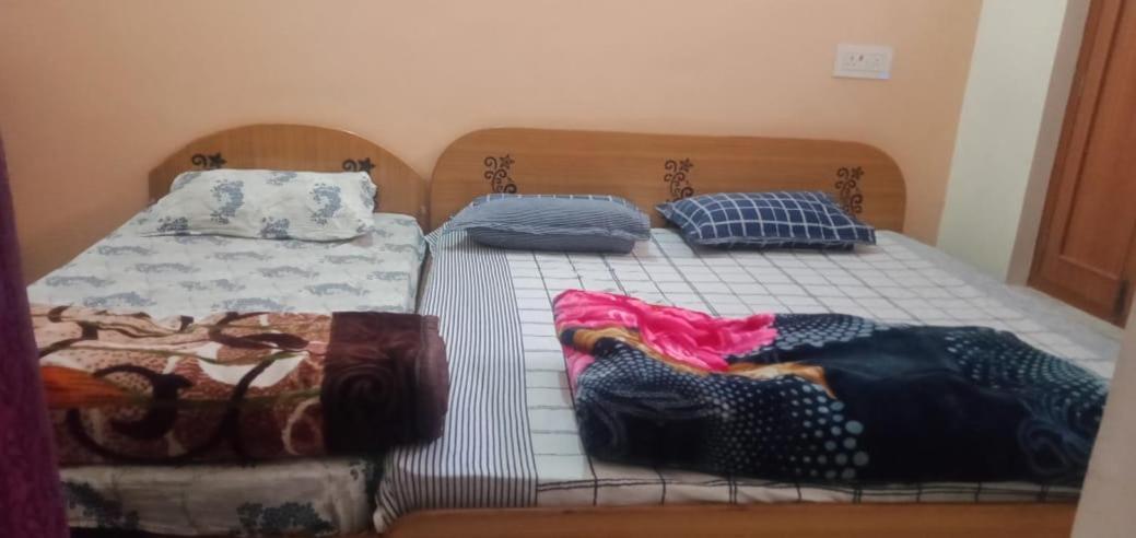 Anant Paying Guest House Ayodhya 外观 照片