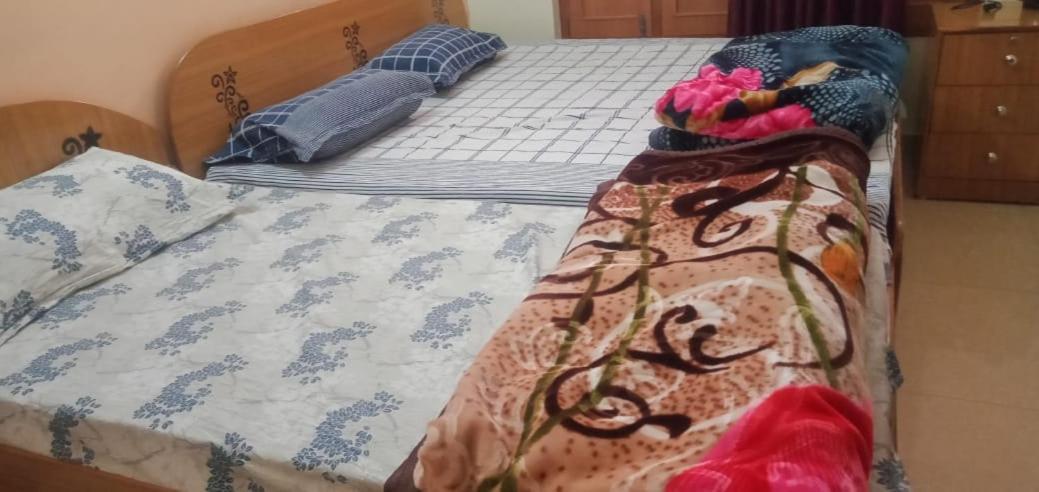 Anant Paying Guest House Ayodhya 外观 照片